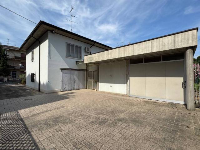 Villa Indipendente in vendita a Nogara, Veneto