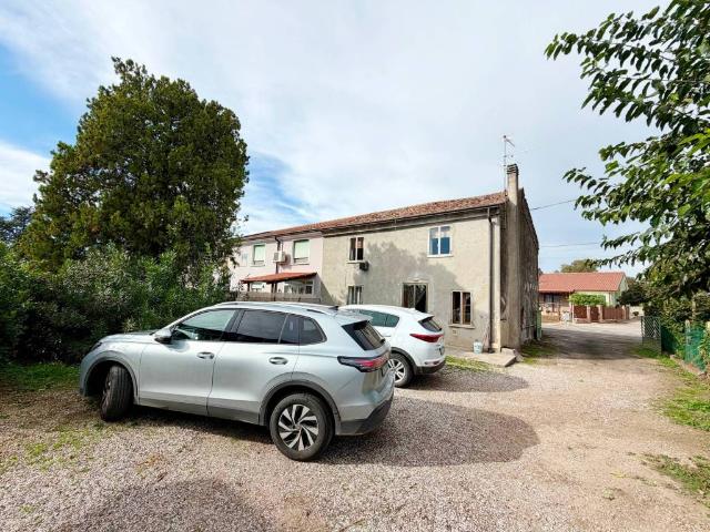 Villa Indipendente in vendita a Nogara, Verona