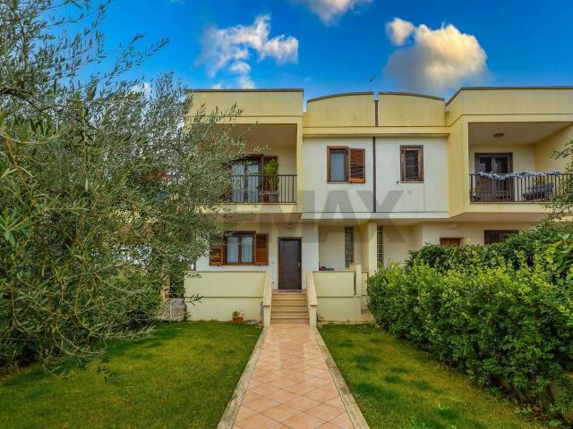 Villa Indipendente in vendita a Poggio Delle Ginestre, Puglia
