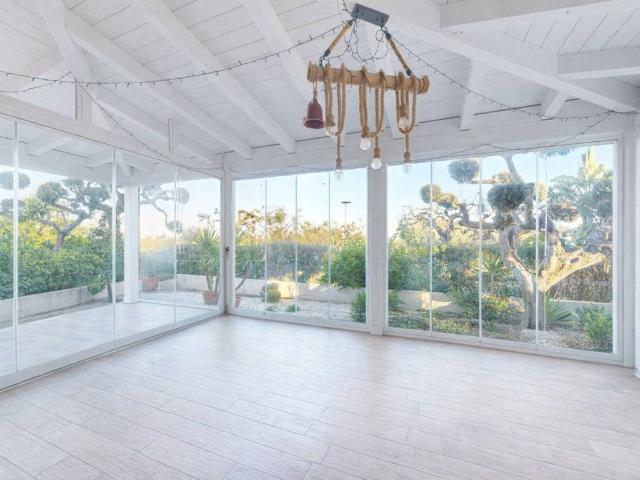 Villa Indipendente in vendita a Poggio Delle Ginestre, Puglia