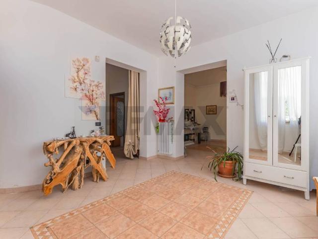 Villa Indipendente in vendita a Parco Scizzo, Puglia