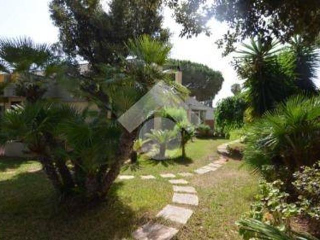 Villa Indipendente in vendita a Poggio Delle Ginestre, Puglia