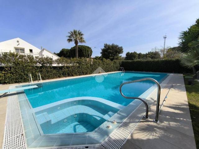 Villa Indipendente in vendita a Poggio Delle Ginestre, Puglia