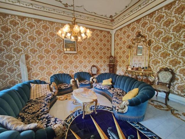 Villa Indipendente in vendita a San Paolo Bel Sito, Campania