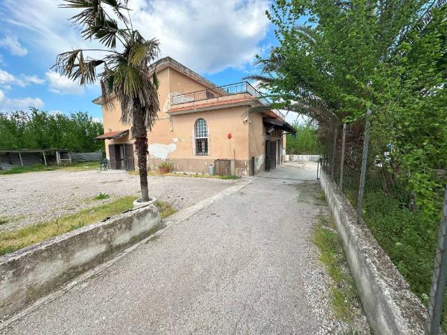 Villa Indipendente in vendita a Nola, Campania