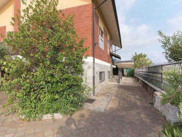 Villa Indipendente in vendita a Borgata Fornelli, Nole