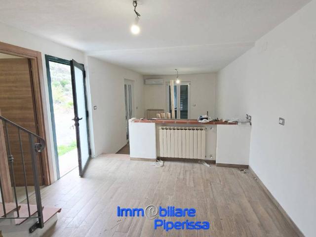 Villa Indipendente in vendita a Noli, Liguria