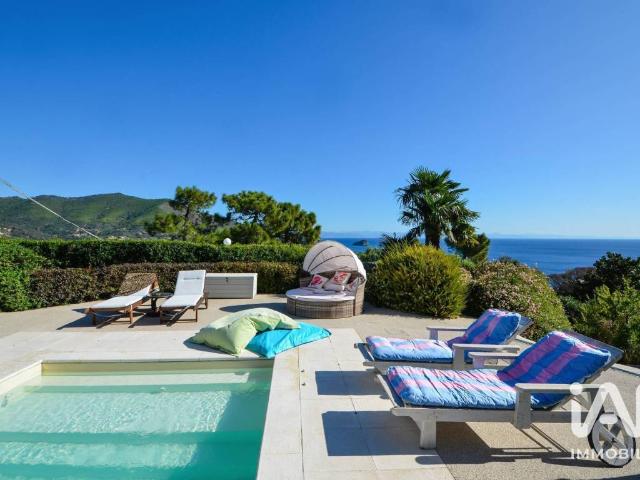 Villa Indipendente in vendita a Noli, Liguria