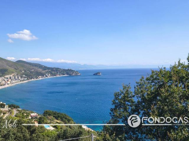 Villa Indipendente in vendita a Noli, Liguria