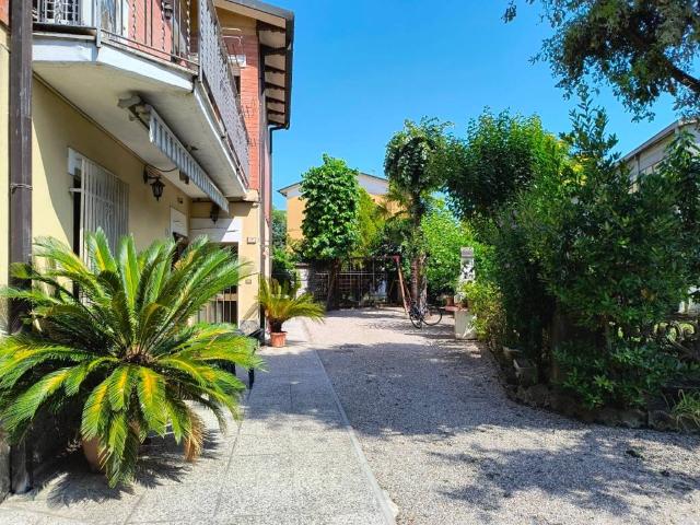 Villa Indipendente in vendita a Unione dei comuni del Sorbara, Nonantola