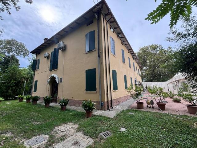 Villa Indipendente in vendita a Unione dei comuni del Sorbara, Nonantola