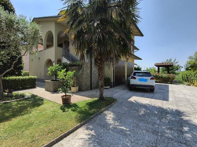 Villa Indipendente in vendita a Unione dei comuni del Sorbara, Nonantola