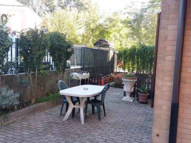 Villa Indipendente in vendita a None, Torino