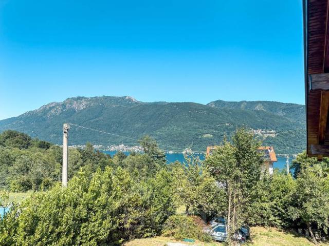 Villa Indipendente in vendita a Brolo, Piemonte