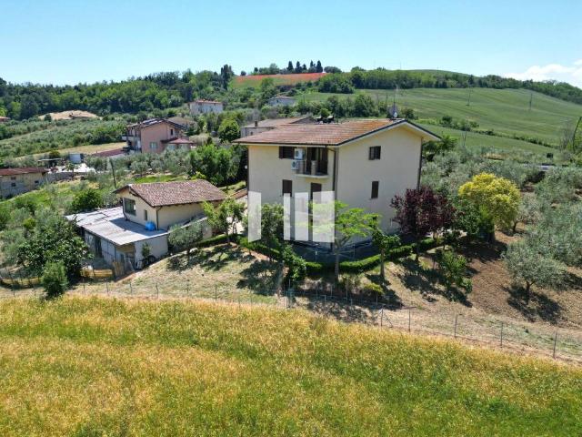 Villa Indipendente in vendita a Notaresco, Abruzzo