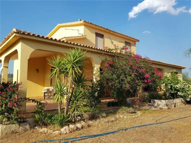 Villa Indipendente in vendita a Noto, Sicilia