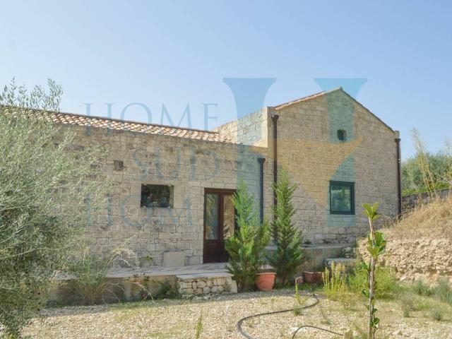 Villa Indipendente in vendita a Noto, Sicilia