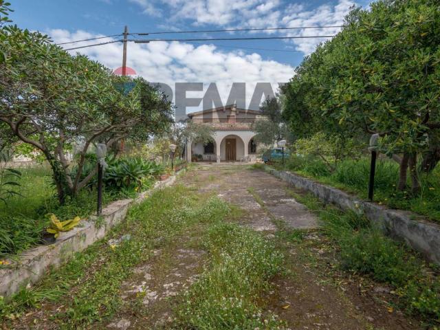 Villa Indipendente in vendita a Noto, Sicilia