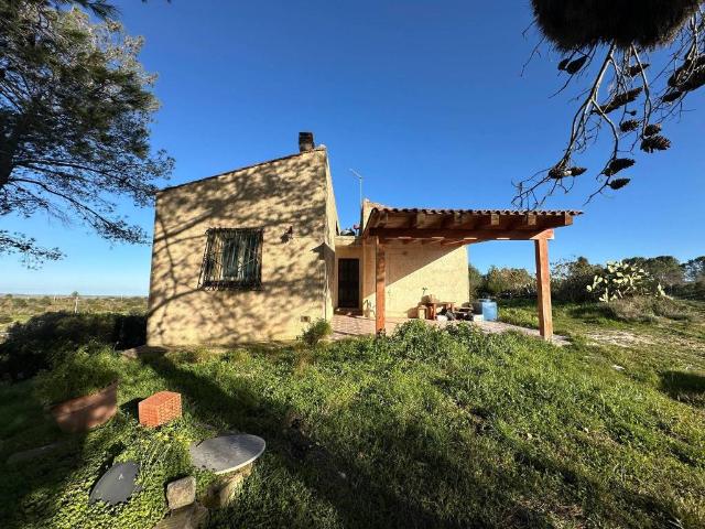 Villa Indipendente in vendita a Noto, Sicilia