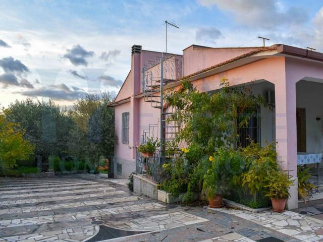 Villa Indipendente in vendita a Noto, Sicilia