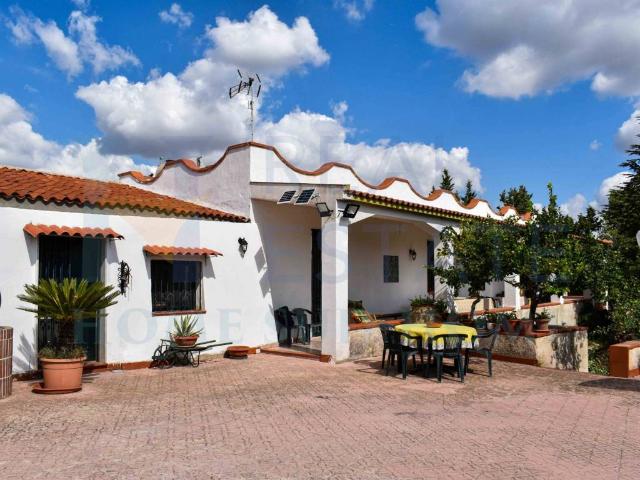 Villa Indipendente in vendita a Noto, Sicilia