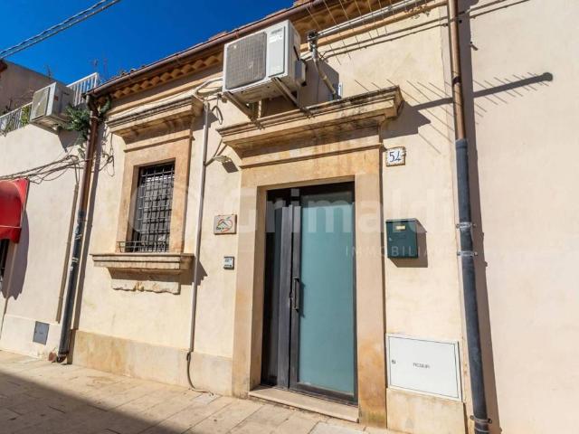Villa Indipendente in vendita a Noto, Sicilia
