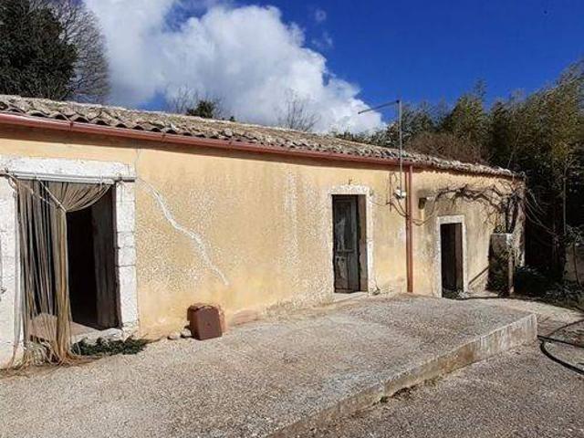 Villa Indipendente in vendita a Noto, Sicilia