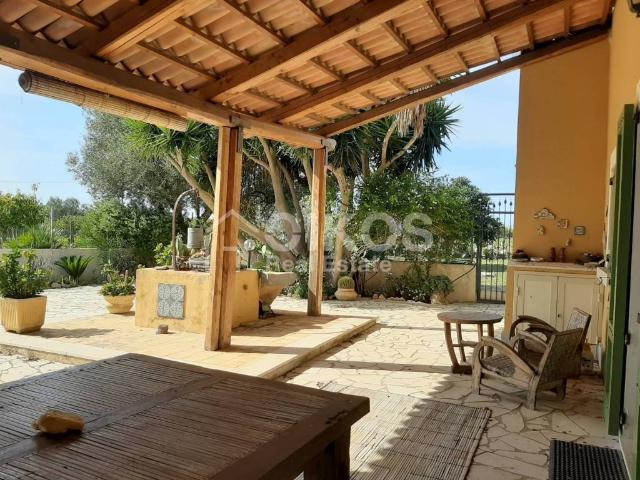 Villa Indipendente in vendita a Granelli, Pachino