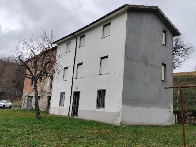 Villa Indipendente in vendita a Unione di comuni Valmarecchia, Novafeltria