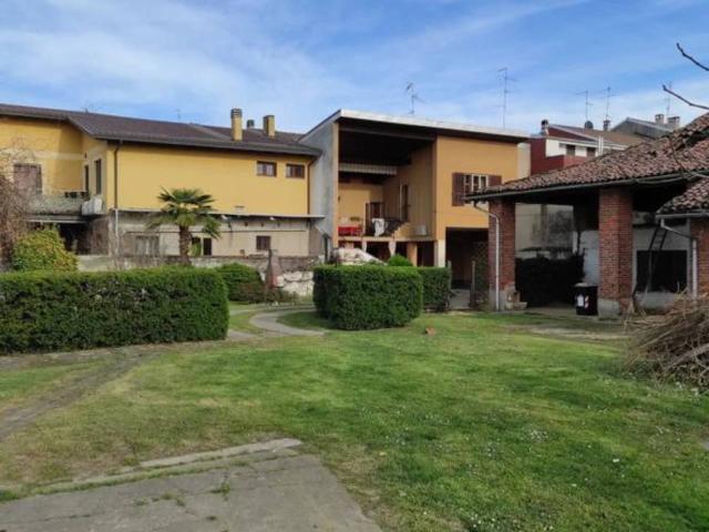 Villa Indipendente in vendita a Piemonte, Novara