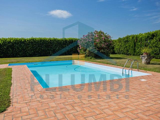 Villa Indipendente in vendita a Piemonte, Novara
