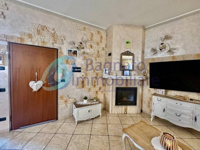 Villa Indipendente in vendita a Piemonte, Novara