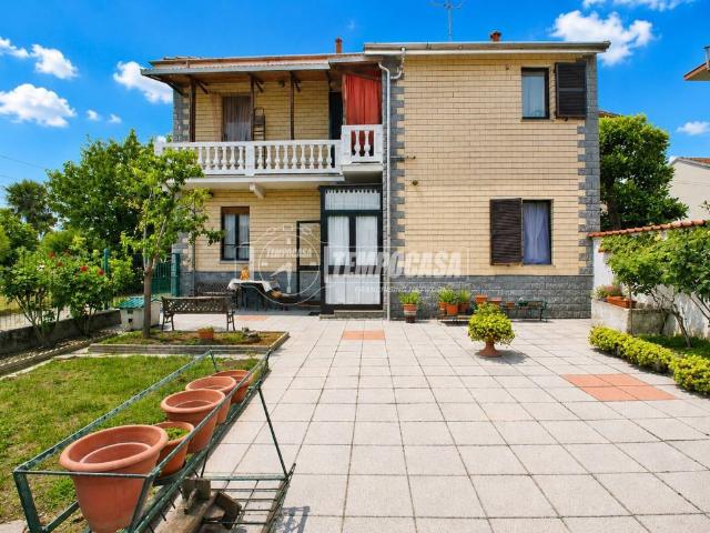 Villa Indipendente in vendita a Piemonte, Novara