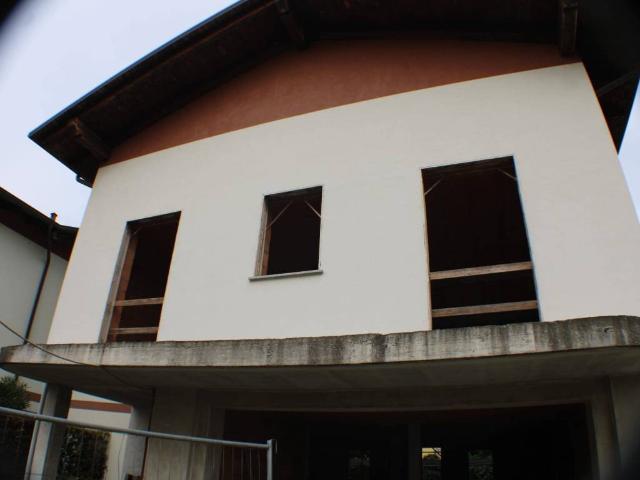 Villa Indipendente in vendita a Sant'Agabio, Novara
