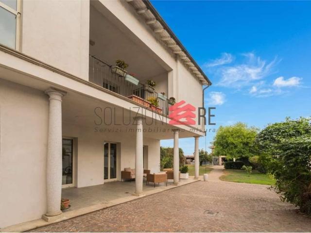 Villa Indipendente in vendita a Piemonte, Novara