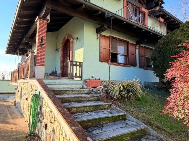 Villa Indipendente in vendita a Piemonte, Novara