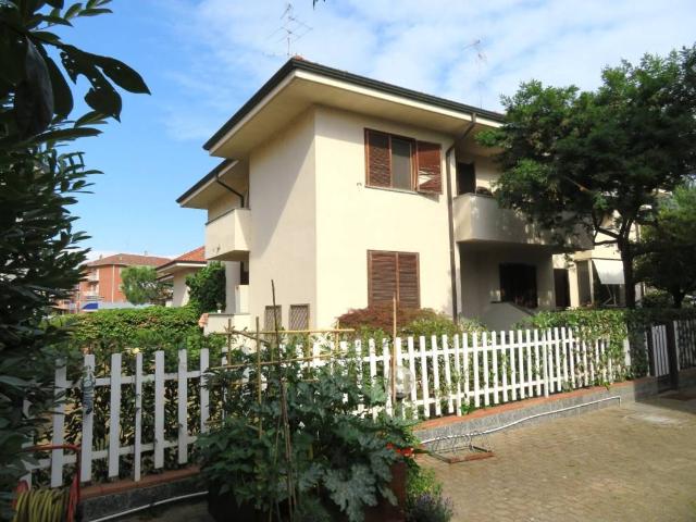 Villa Indipendente in vendita a Porta Mortara, Piemonte