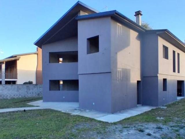 Villa Indipendente in vendita a Piemonte, Novara