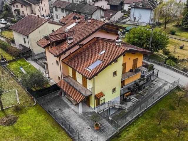 Villa Indipendente in vendita a Comunità montana della Valchiavenna, Novate Mezzola