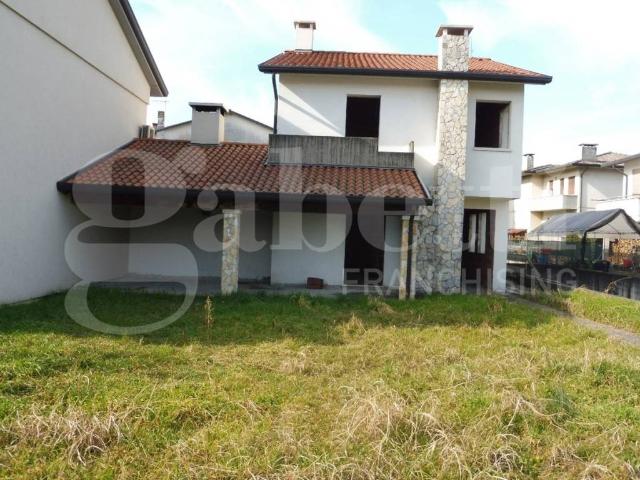 Villa Indipendente in vendita a Nove, Veneto