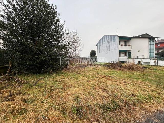 Villa Indipendente in vendita a Novedrate, Lombardia