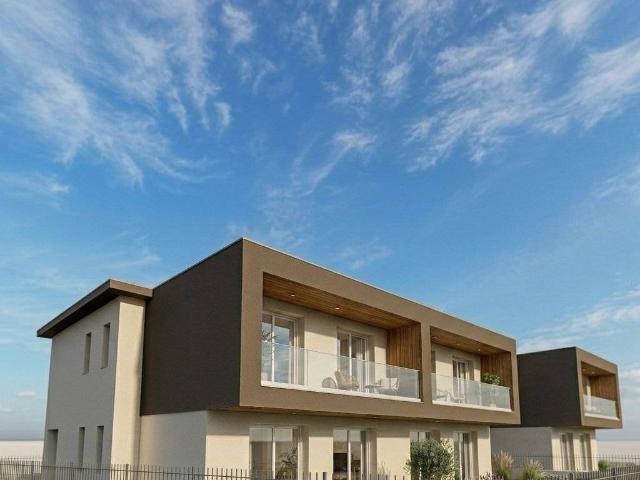 Villa Indipendente in vendita a Novedrate, Lombardia