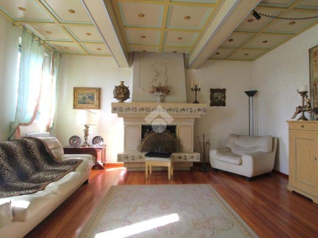 Villa Indipendente in vendita a Bassa Reggiana, Re