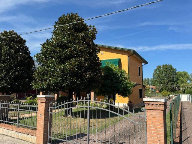 Villa Indipendente in vendita a Noventa Di Piave, Veneto