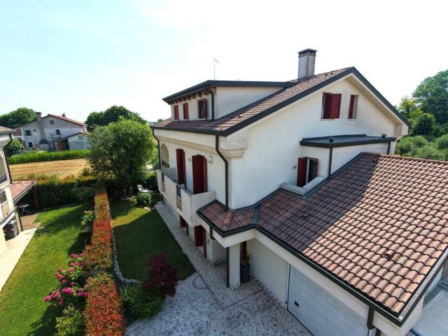 Villa Indipendente in vendita a Oltrebrenta, Noventa Padovana