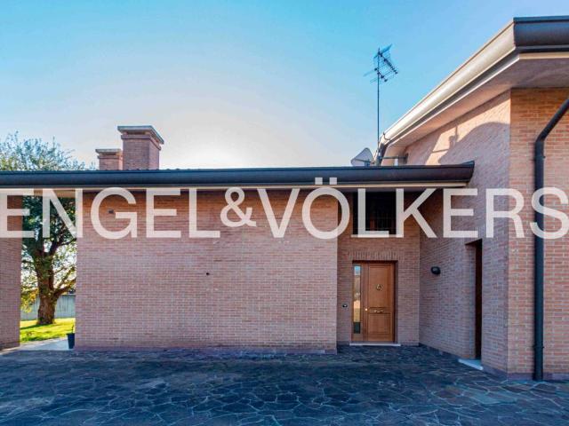 Villa Indipendente in vendita a Noventa Padovana, Padova