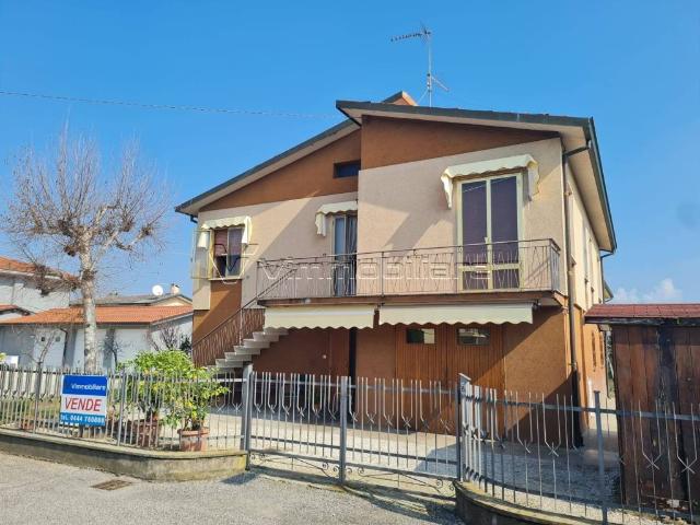 Villa Indipendente in vendita a Noventa Vicentina, Veneto