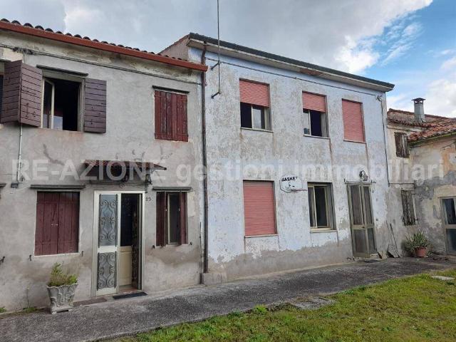 Villa Indipendente in vendita a Noventa Vicentina, Veneto