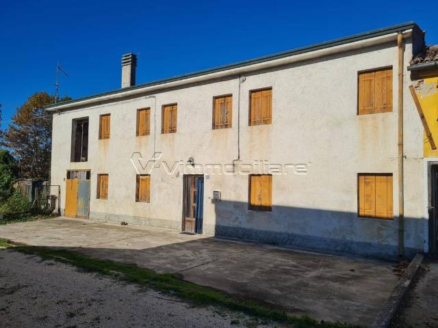 Villa Indipendente in vendita a Noventa Vicentina, Veneto