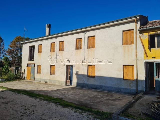 Villa Indipendente in vendita a Noventa Vicentina, Veneto
